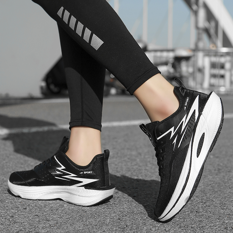 รองเท้าผู้หญิงรองเท้าผ้าใบหญิง - Mens Fashion Trainers บทวิจารณ์และราคา